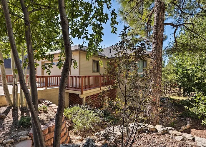 Wooded Patio Oasis! Group Getaway In *
