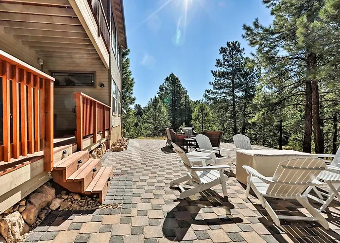 Wooded Patio Oasis! Group Getaway In Flagstaff