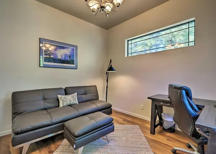 Wooded Patio Oasis! Group Getaway In Flagstaff