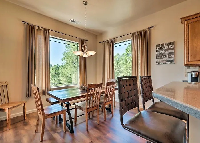 Wooded Patio Oasis! Group Getaway In *